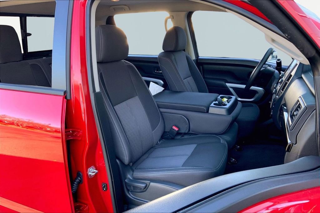 Used 2024 Nissan Titan SV w/ Accessory Utility Package image 19