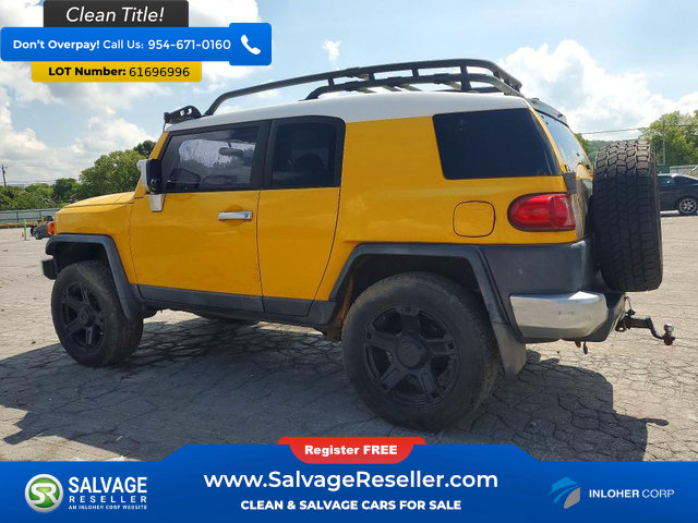 Used 2007 Toyota FJ Cruiser 4WD w/ Upgrade Pkg 1 image 3