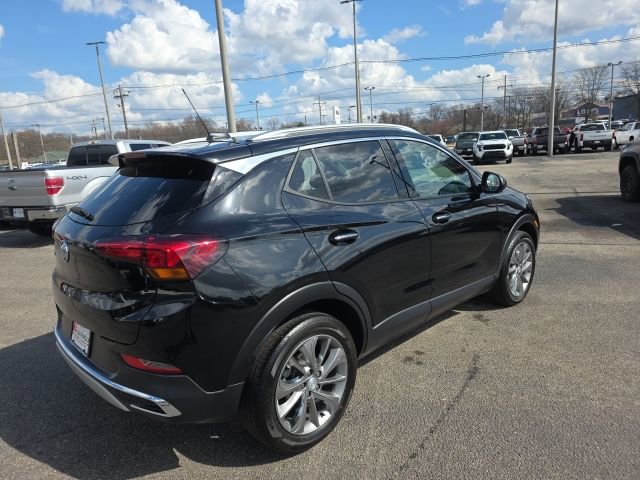 Used 2023 Buick Encore GX Essence w/ Experience Buick Package image 5