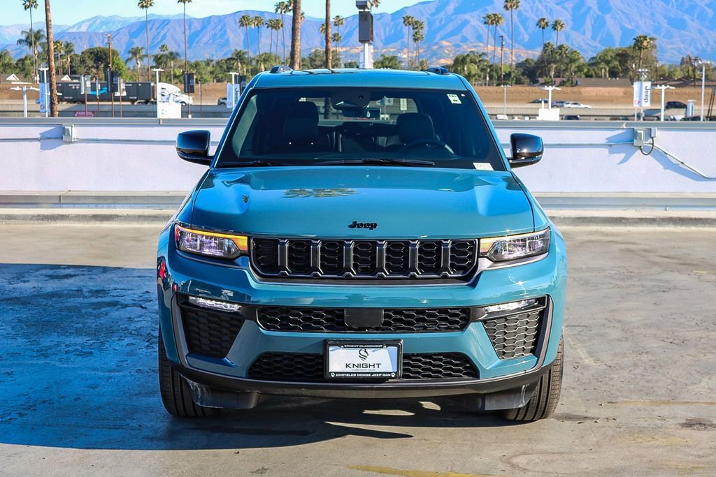New 2026 Jeep Grand Cherokee Limited image 3