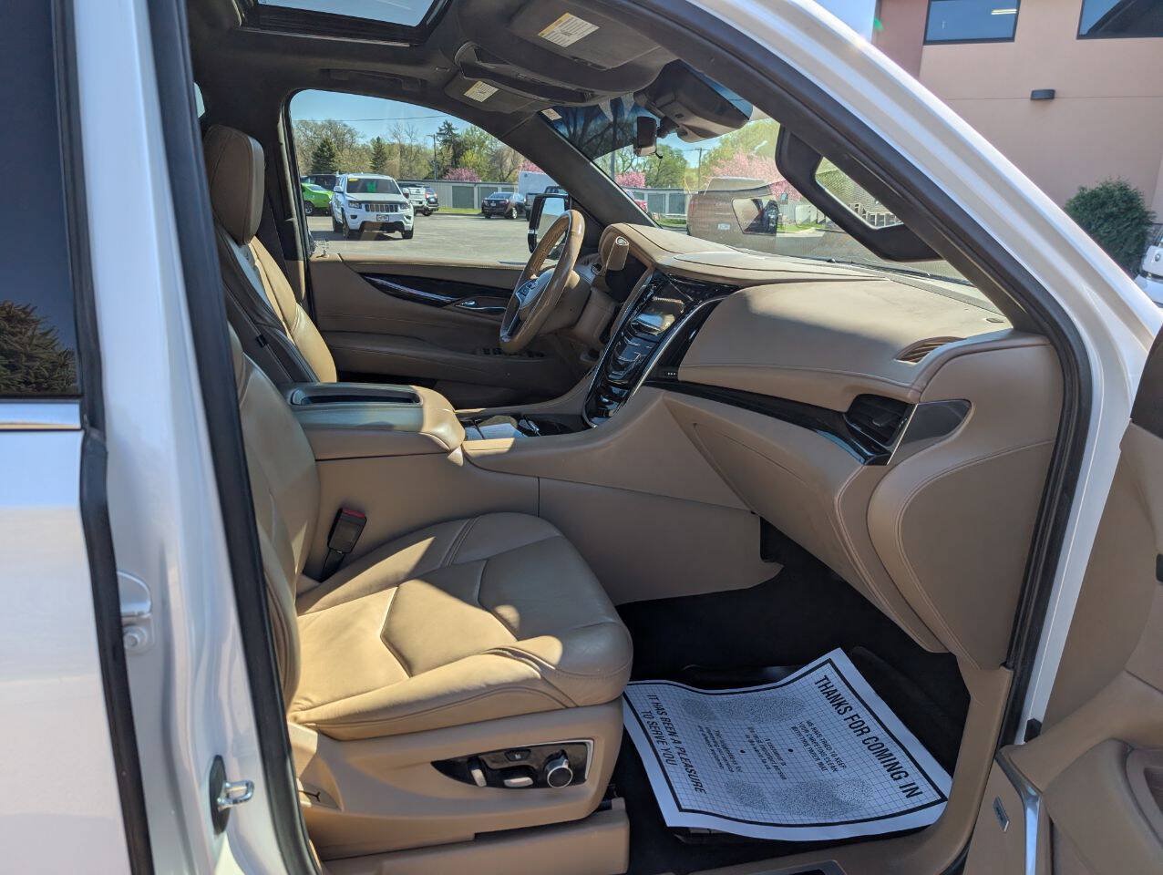 Used 2019 Cadillac Escalade ESV Platinum AWD/4WD image 12