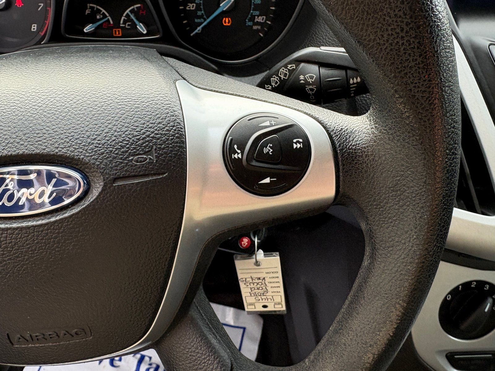 Used 2014 Ford Focus SE FWD image 34