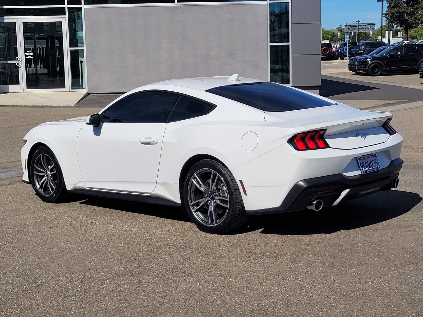 Used 2024 Ford Mustang Coupe image 6