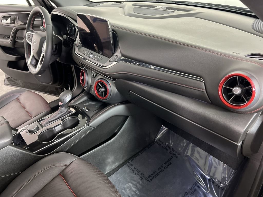 Used 2025 Chevrolet Blazer RS w/ Enhanced Convenience Package AWD/4WD image 30