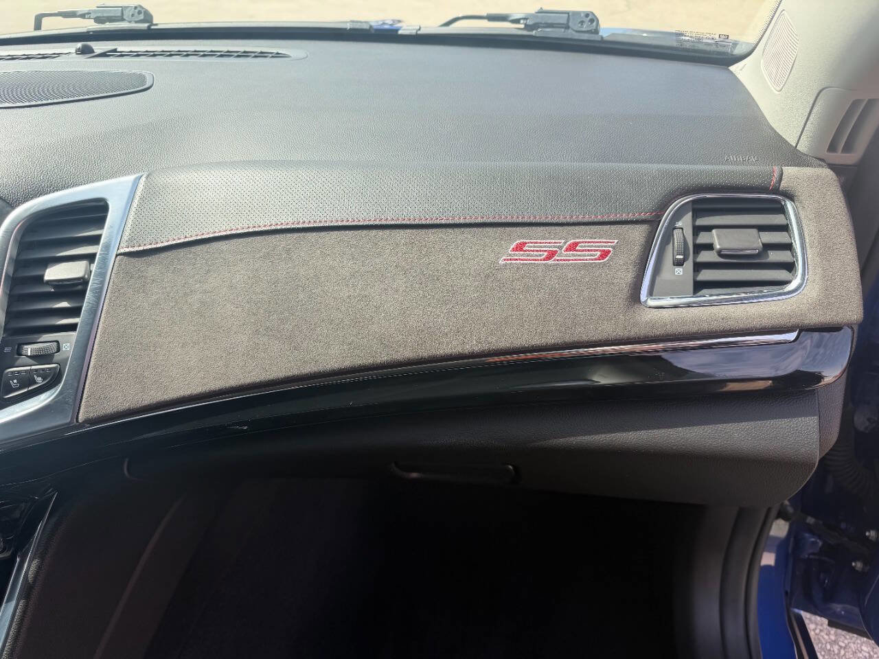 Used 2017 Chevrolet SS RWD image 18