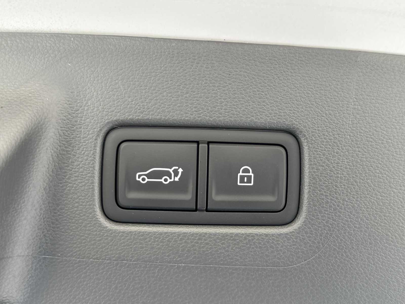 New 2026 Hyundai Santa Fe Limited FWD image 26