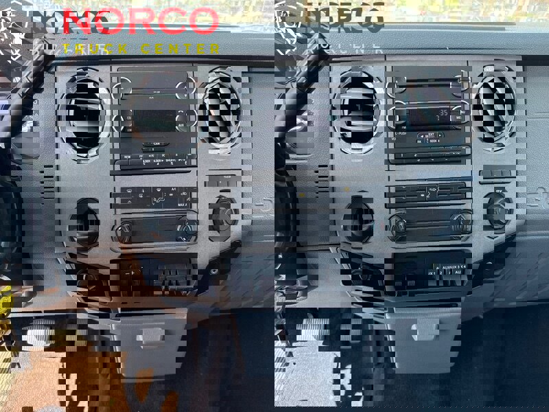 Used 2012 Ford F550 2WD Crew Cab Super Duty image 18