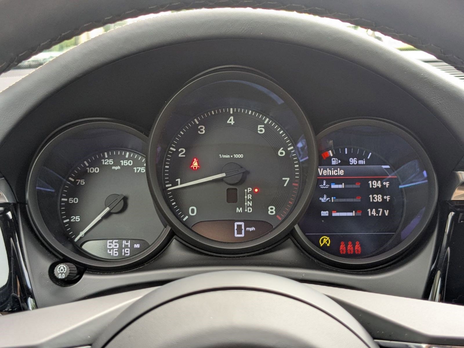 Certified 2026 Porsche Macan AWD/4WD image 16