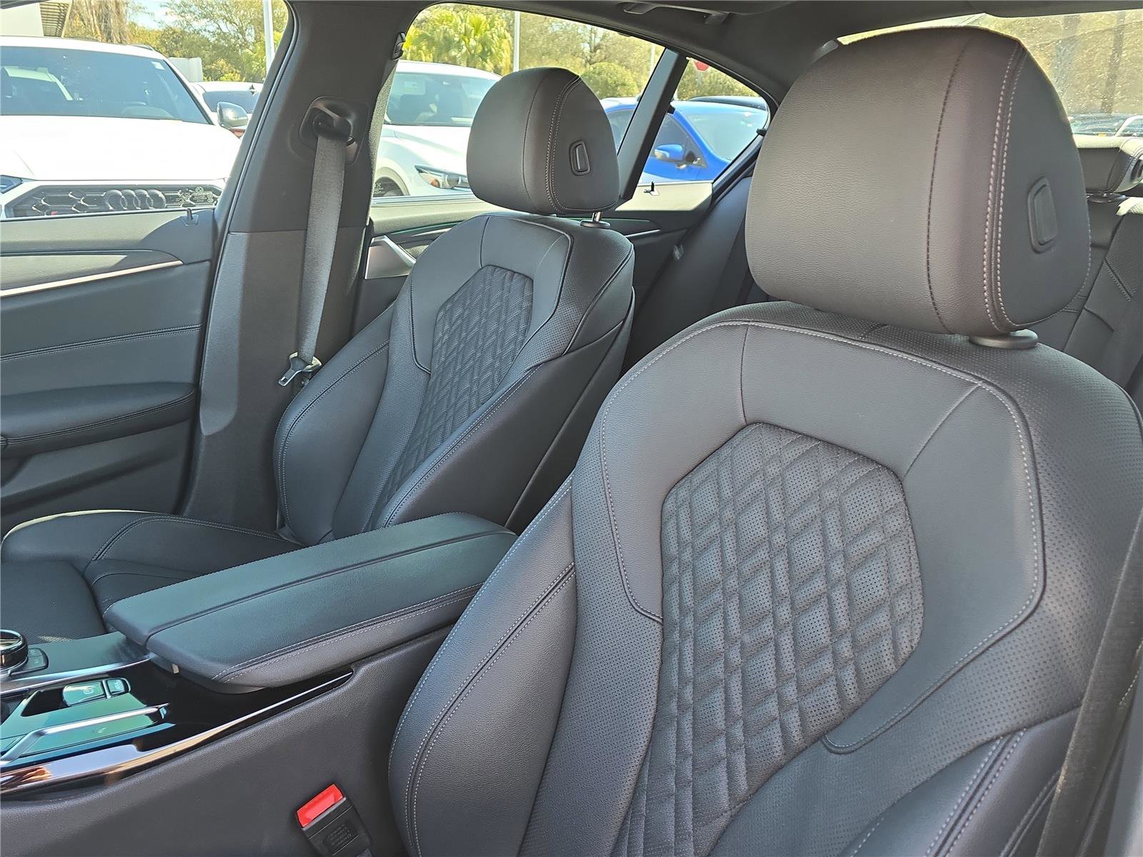 Certified 2023 BMW 530i w/ Executive Package image 15