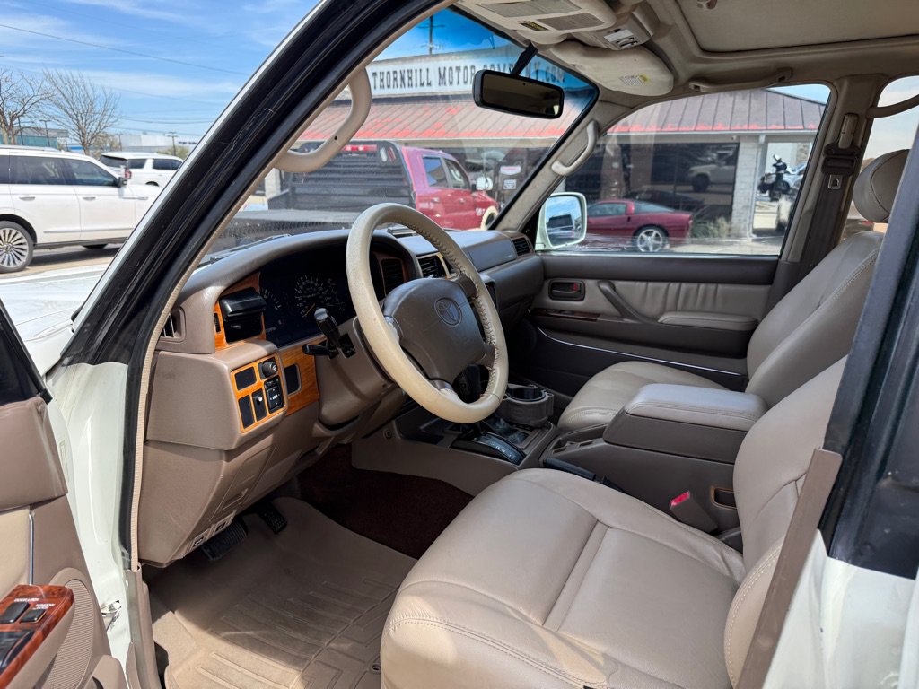Used 1997 Toyota Land Cruiser w/ Leather Trim Pkg AWD/4WD image 14