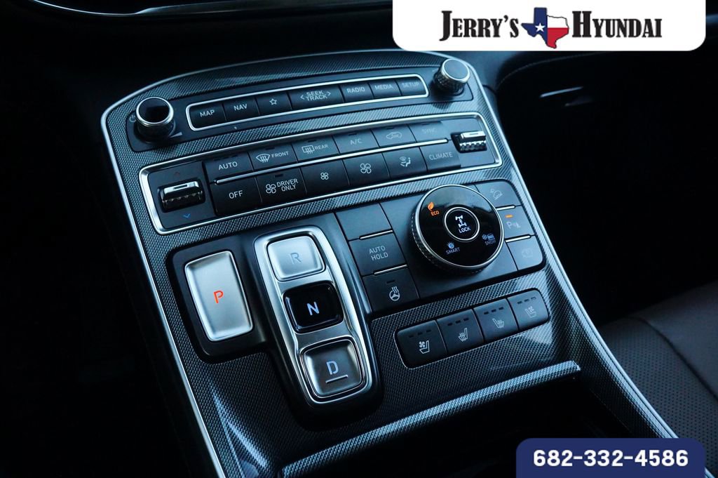 Used 2022 Hyundai Santa Fe Limited w/ Cargo Package image 13