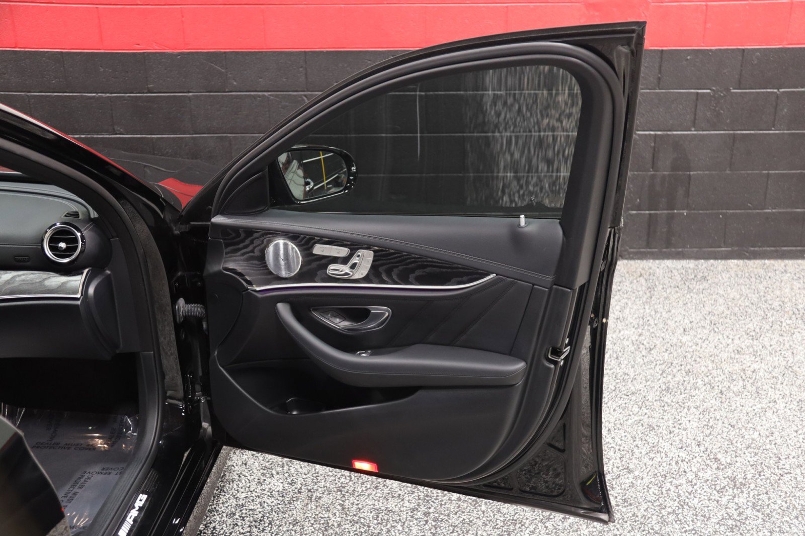 Used 2019 Mercedes-Benz E 53 AMG 4MATIC Sedan image 44