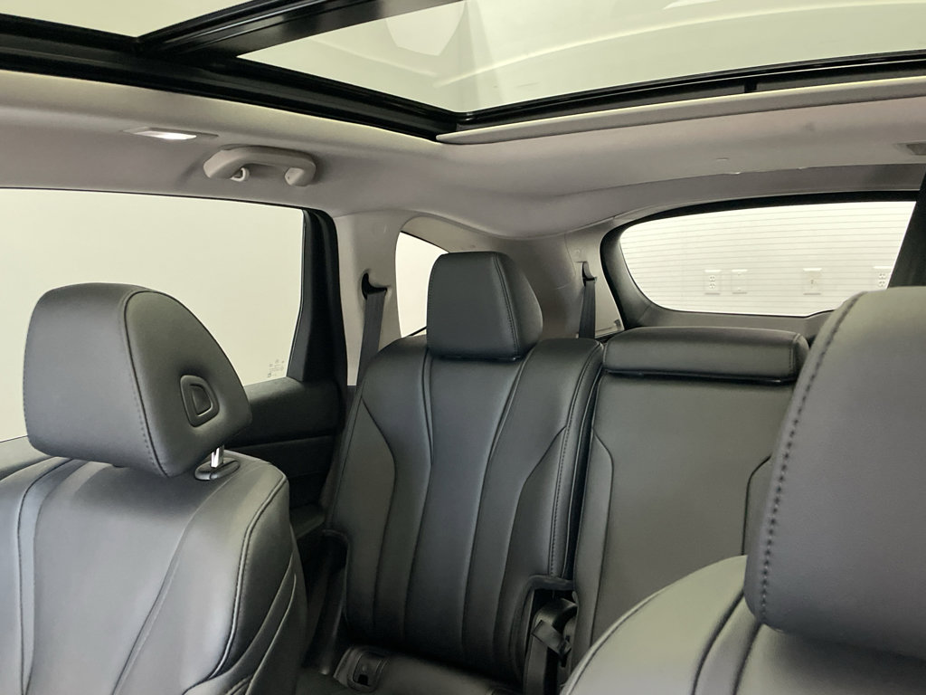 Used 2024 Acura MDX SH-AWD image 27