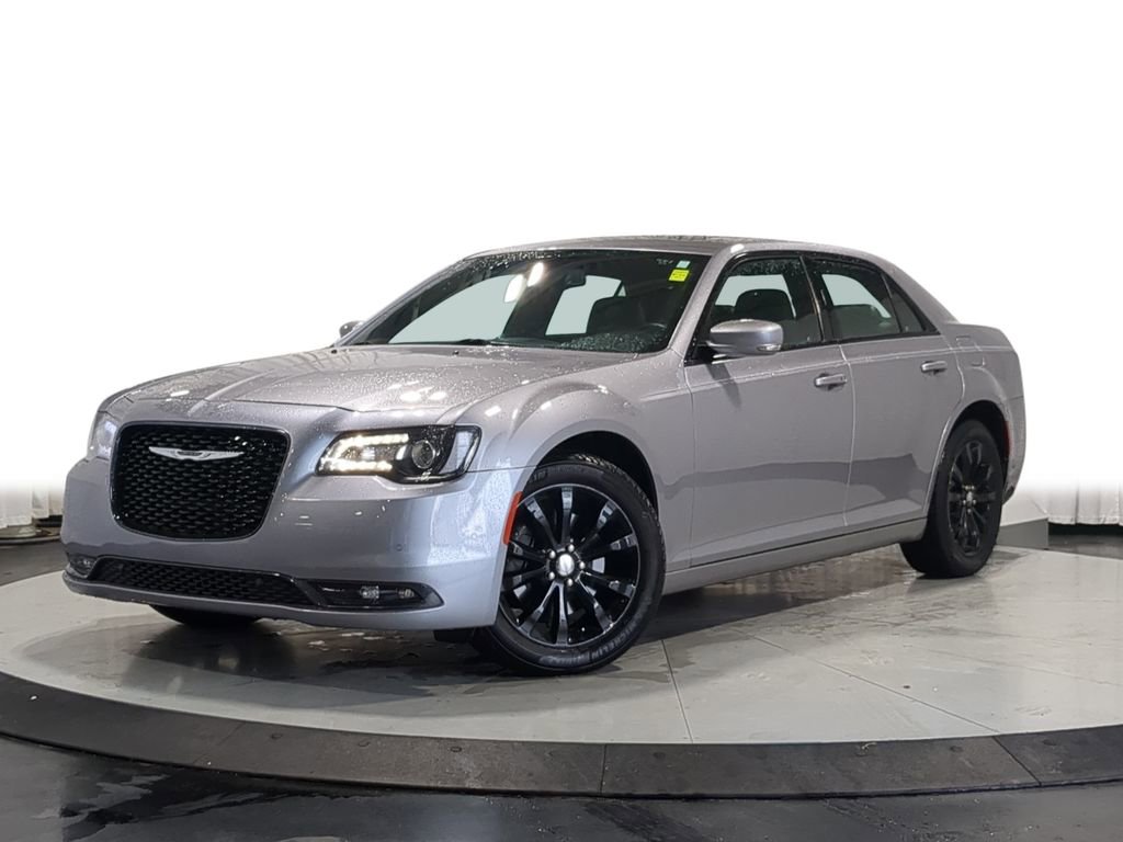Used 2018 Chrysler 300 S w/ 300S Premium Group AWD/4WD image 1