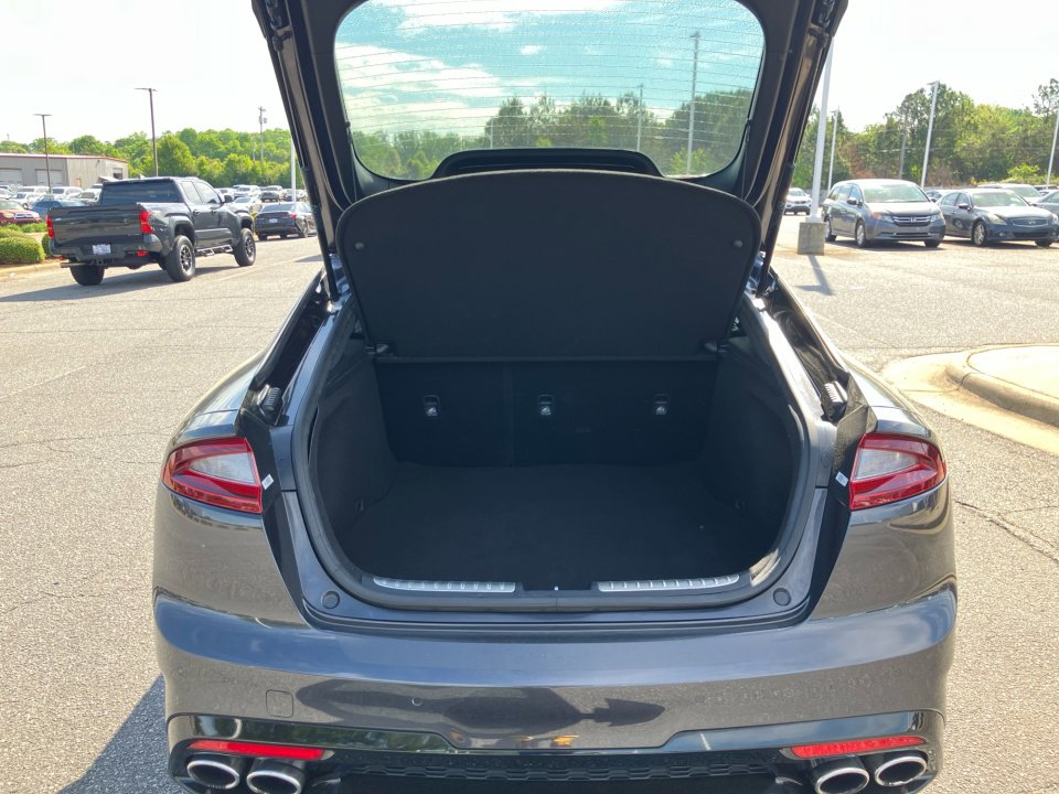 Used 2019 Kia Stinger GT RWD image 19