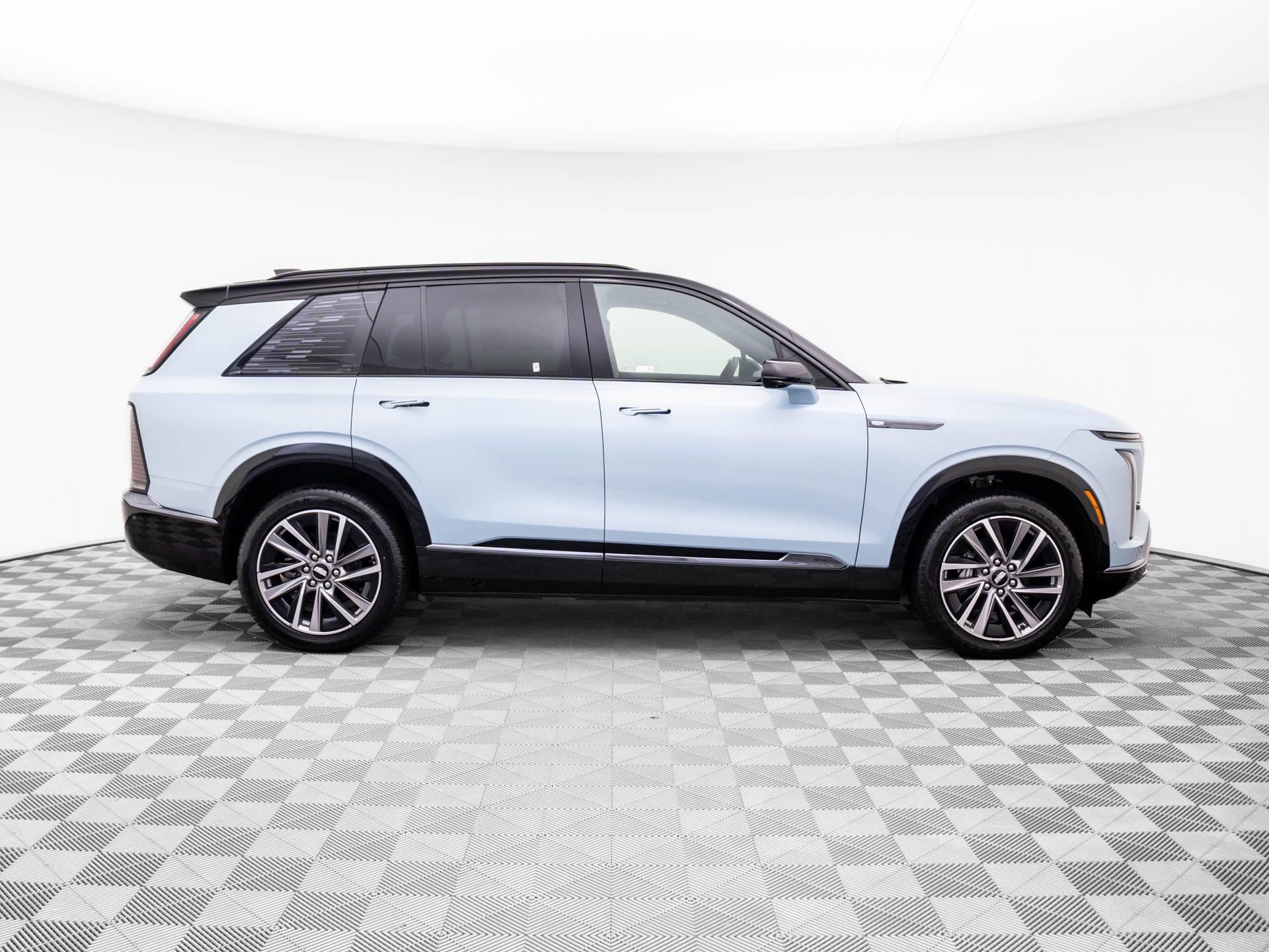 New 2026 Cadillac Vistiq Sport w/ LPO, Floor Liner Package image 8