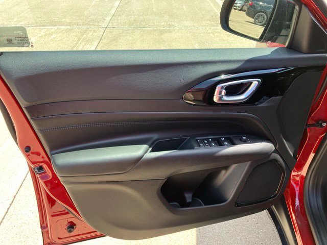 New 2026 Jeep Compass Latitude AWD/4WD image 9