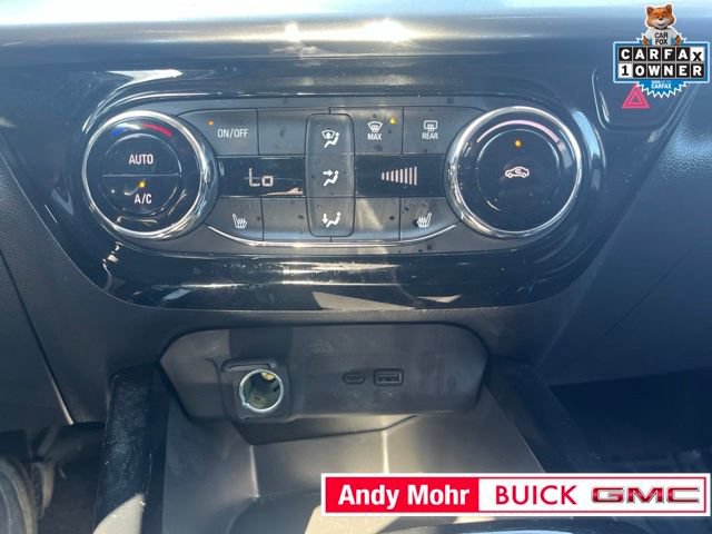 Used 2025 Chevrolet Trax LT w/ Driver Confidence Package FWD image 29