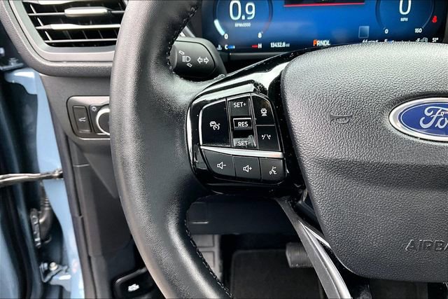 Used 2025 Ford Escape Platinum AWD/4WD image 11
