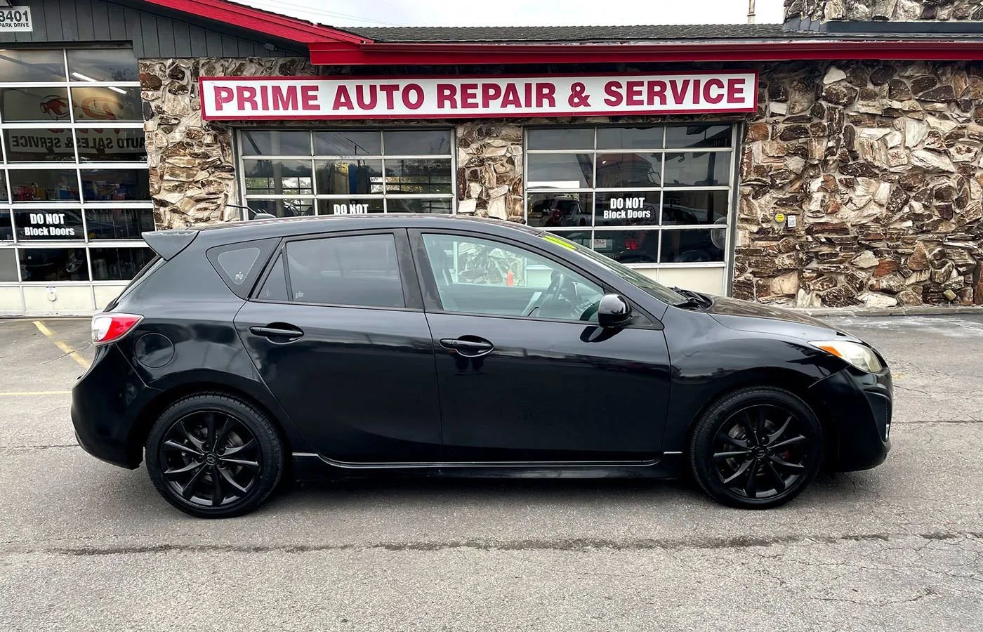 Used 2010 MAZDA MAZDA3 s Grand Touring image 8