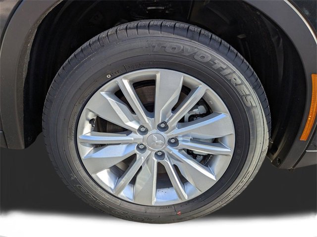 New 2025 Mitsubishi Outlander ES image 13