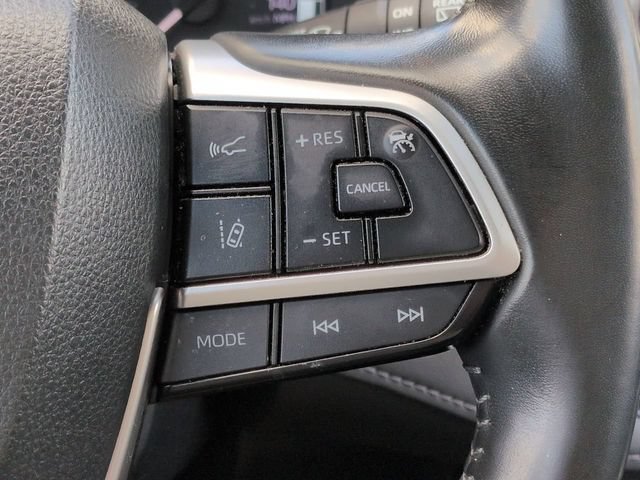 Certified 2024 Toyota Highlander XLE FWD image 26