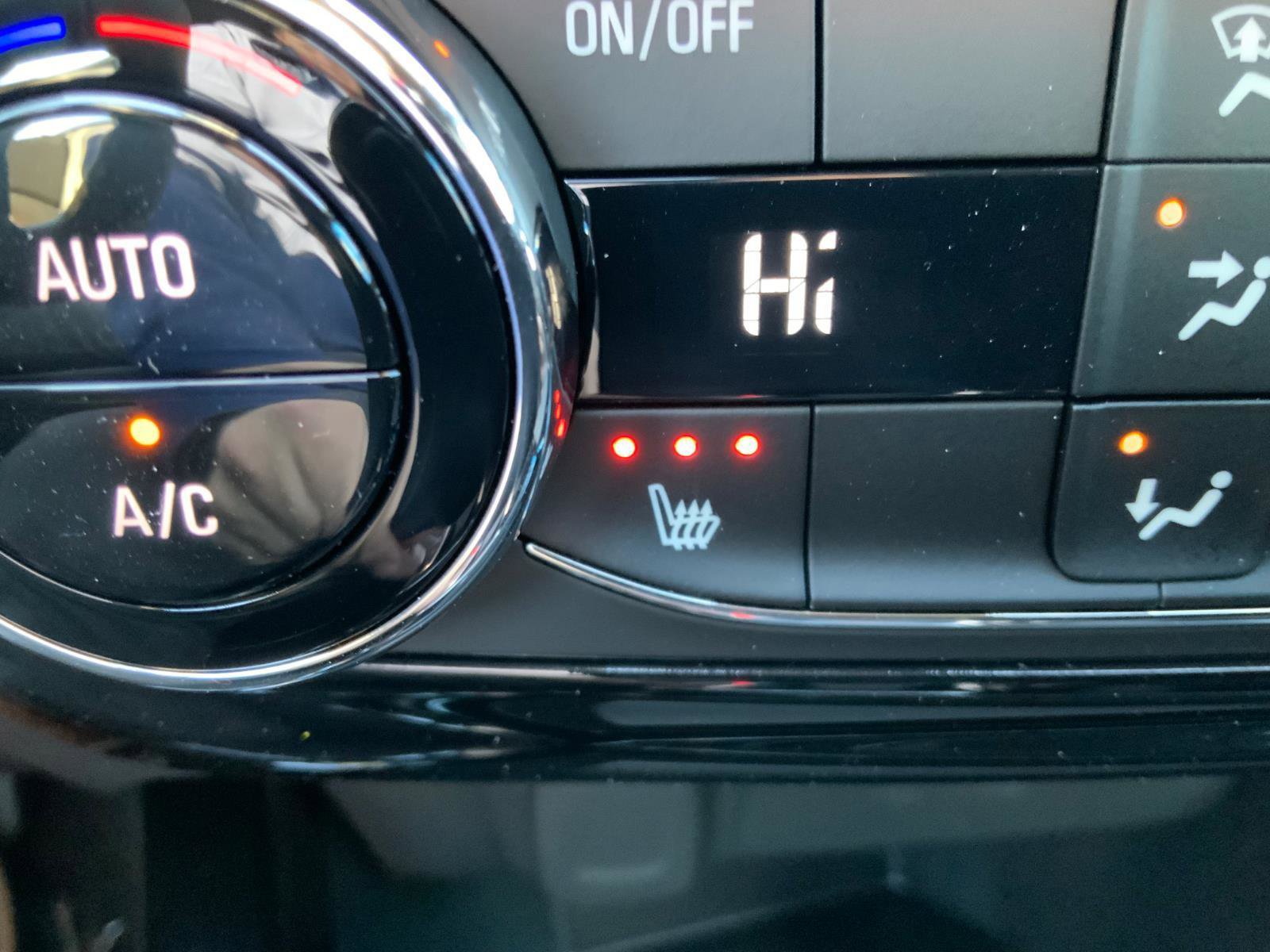 New 2026 Chevrolet Trax RS w/ Driver Confidence Package image 23