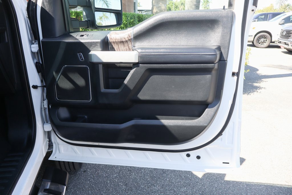 Used 2019 Ford F450 Lariat w/ Lariat Ultimate Package image 51