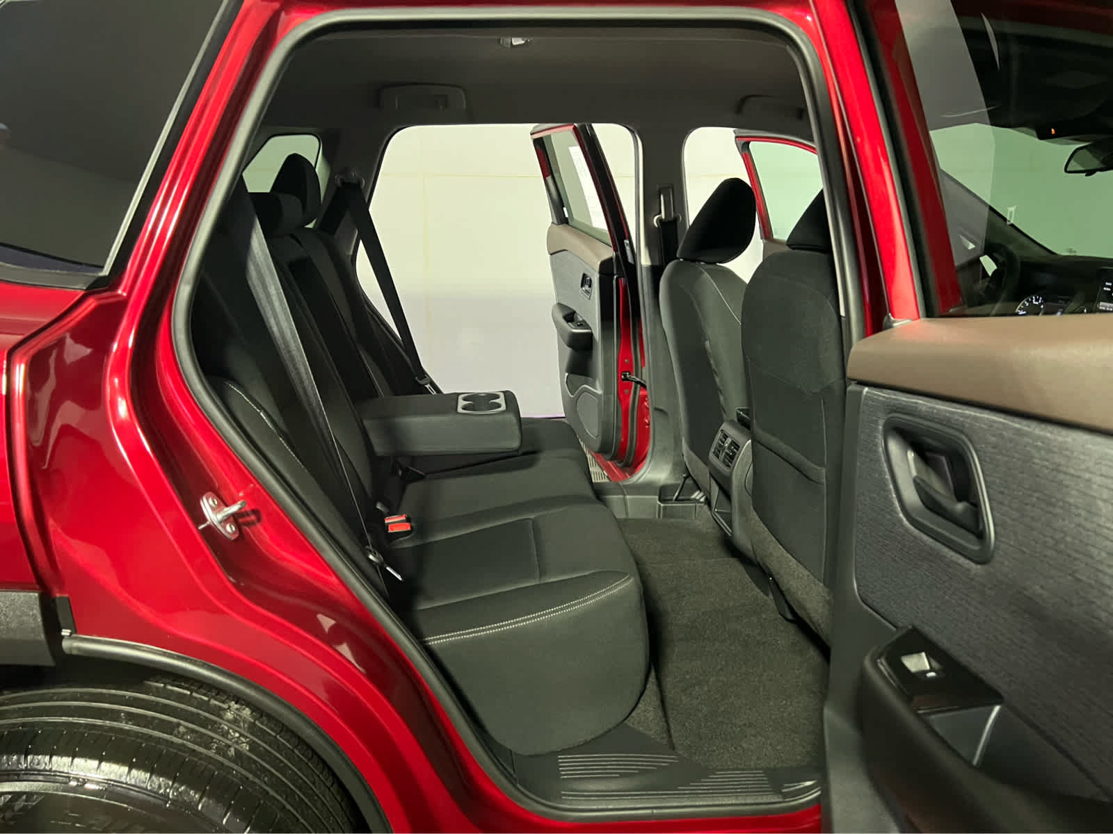 Certified 2023 Nissan Rogue S AWD/4WD image 25