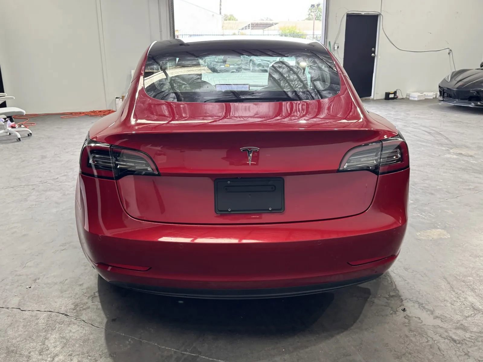 Used 2019 Tesla Model 3 Standard Range Plus image 3