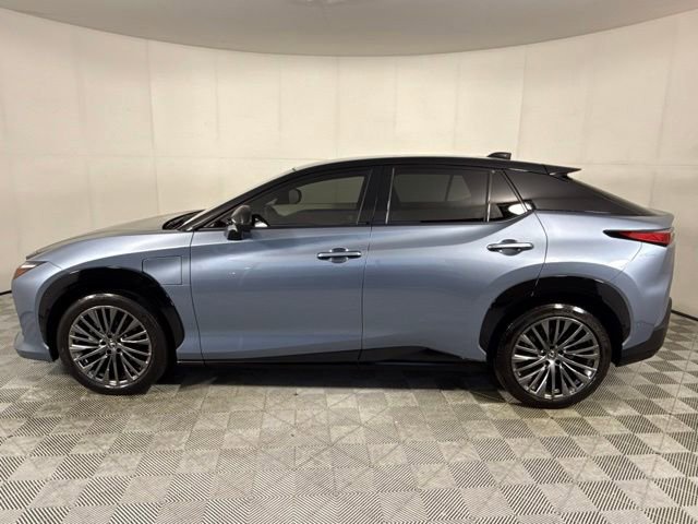 Used 2023 Lexus RZ 450e Premium w/ Accessory Package (2T) AWD/4WD image 3