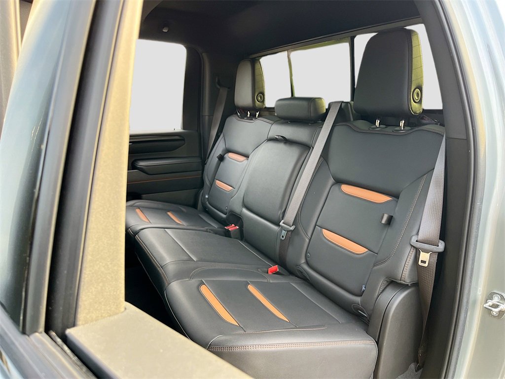 Used 2024 GMC Sierra 2500 AT4 w/ AT4 Premium Plus Package image 25