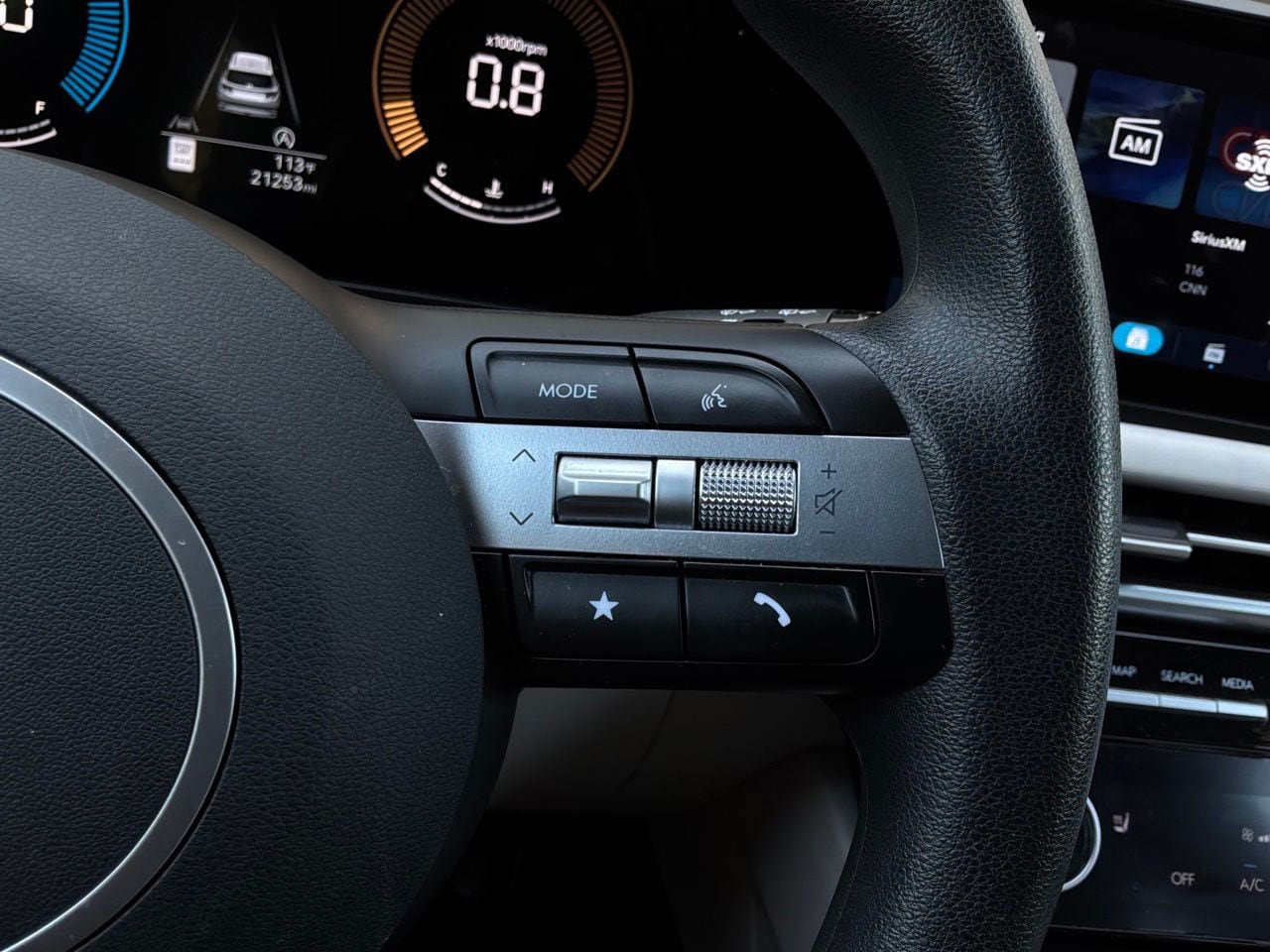 Used 2026 Hyundai Tucson SEL FWD image 36