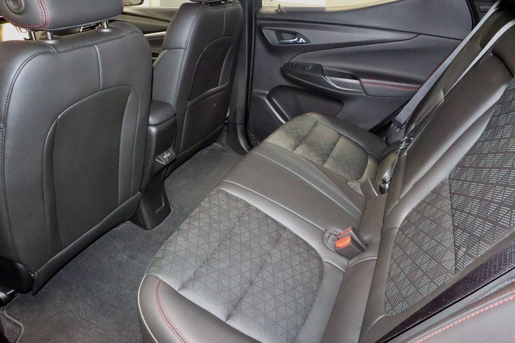 Used 2023 Chevrolet Bolt EUV Premier w/ Sun & Sound Package image 20