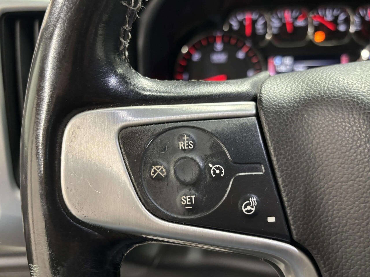 Used 2014 GMC Sierra 1500 SLT w/ SLT Crew Cab Value Package image 32