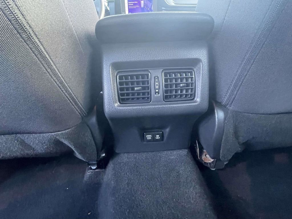Used 2025 Toyota Camry LE FWD image 15
