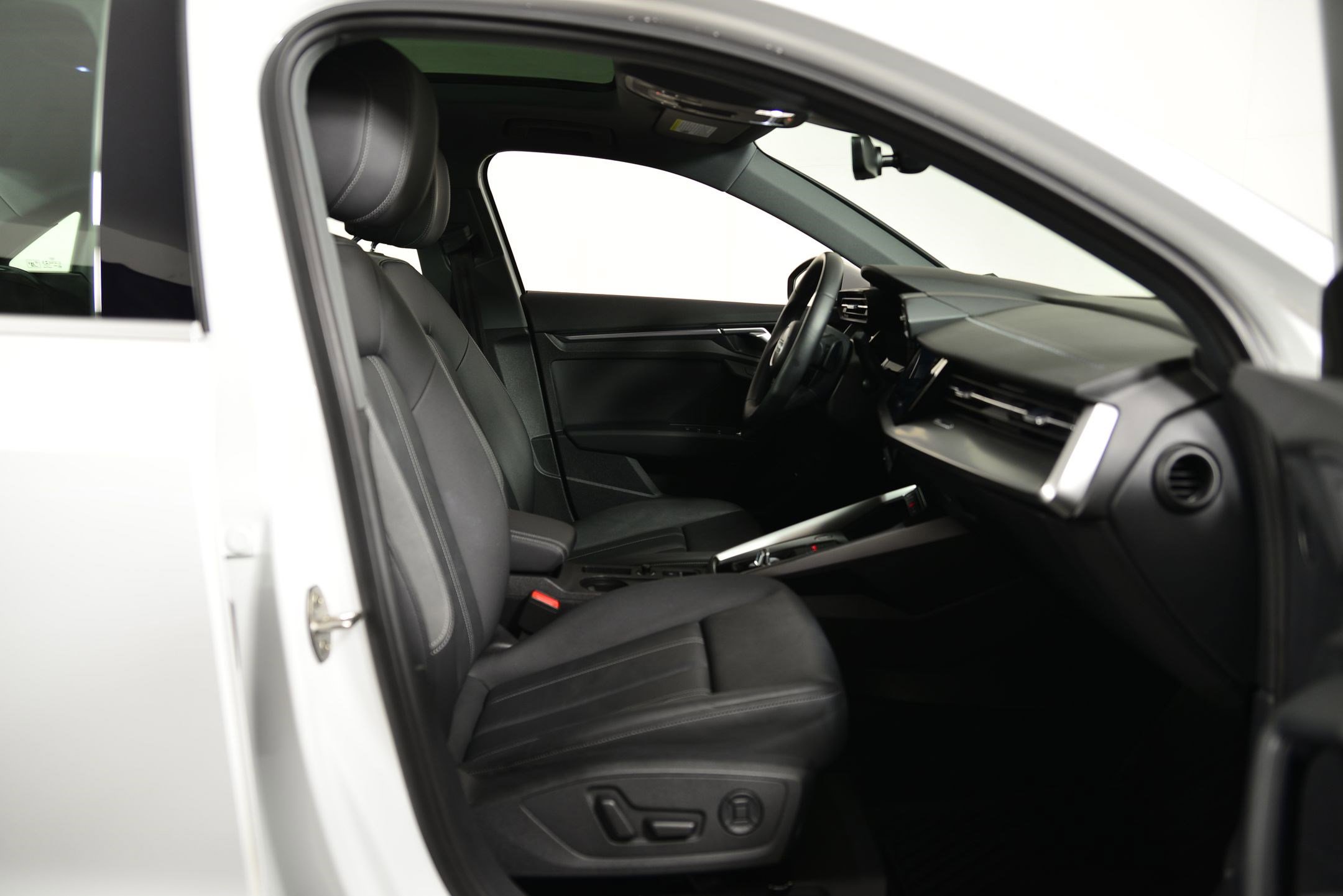 Certified 2022 Audi A3 2.0T Premium image 18