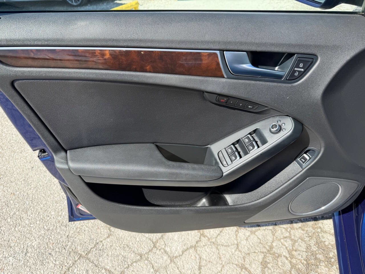 Used 2016 Audi A4 2.0T Premium Plus w/ Technology Package image 13