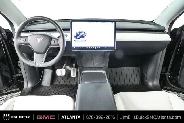 Used 2024 Tesla Model Y Performance AWD/4WD image 17