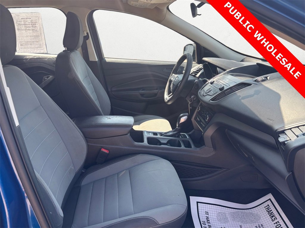 Used 2019 Ford Escape S image 15