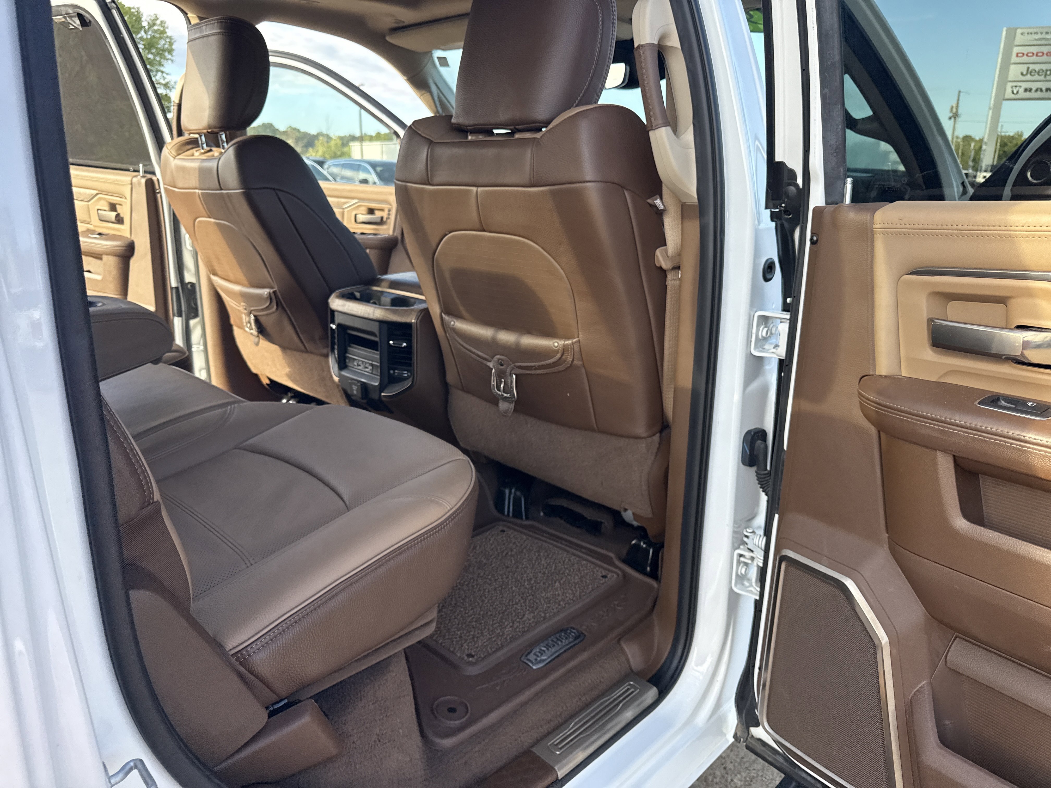 Used 2019 RAM 2500 Limited image 40