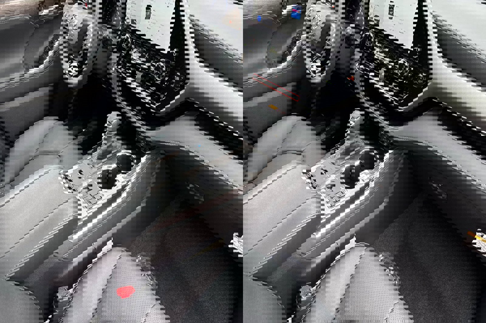 New 2025 Toyota Highlander Limited image 19