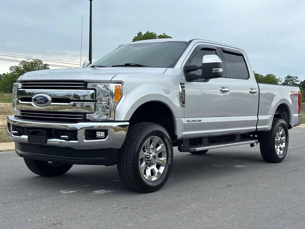 Used 2017 Ford F250 Lariat w/ Chrome Package AWD/4WD image 7