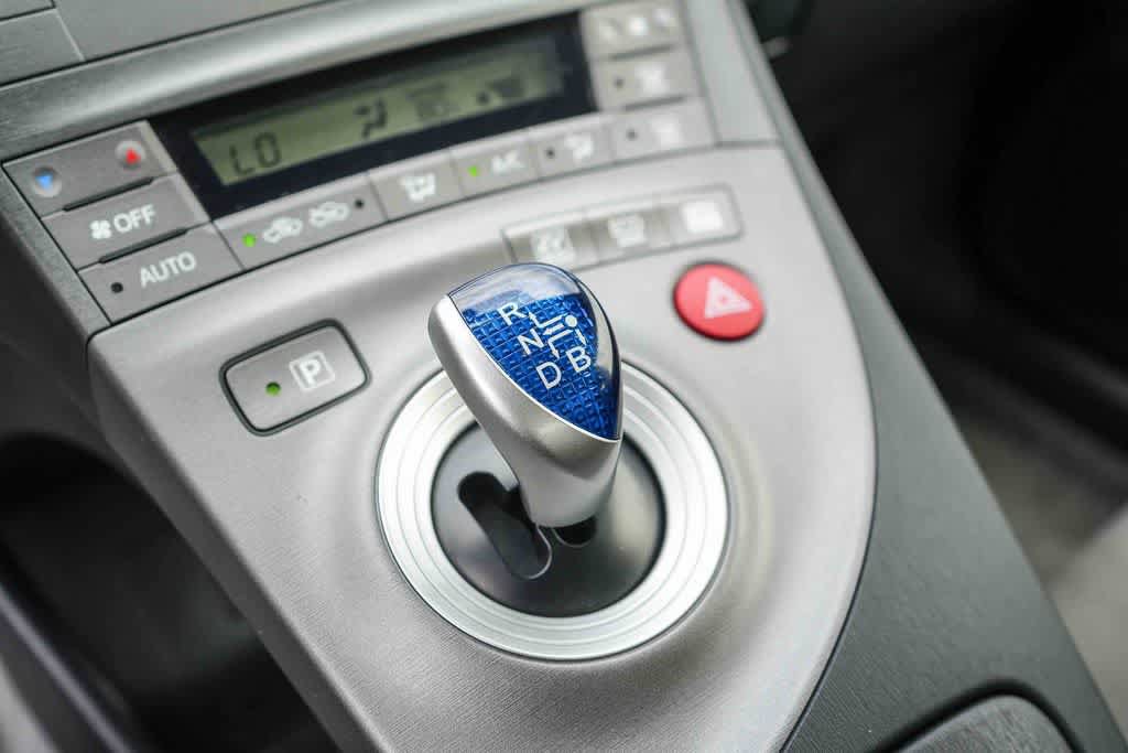 Used 2015 Toyota Prius Two w/ Preferred Accessory Package FWD image 19
