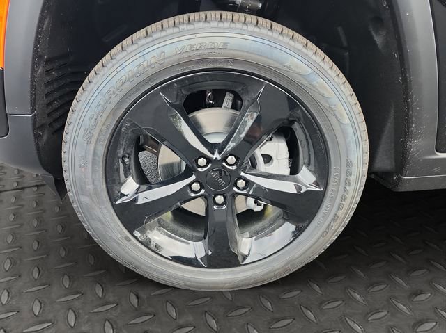 New 2025 Jeep Grand Cherokee Limited image 23