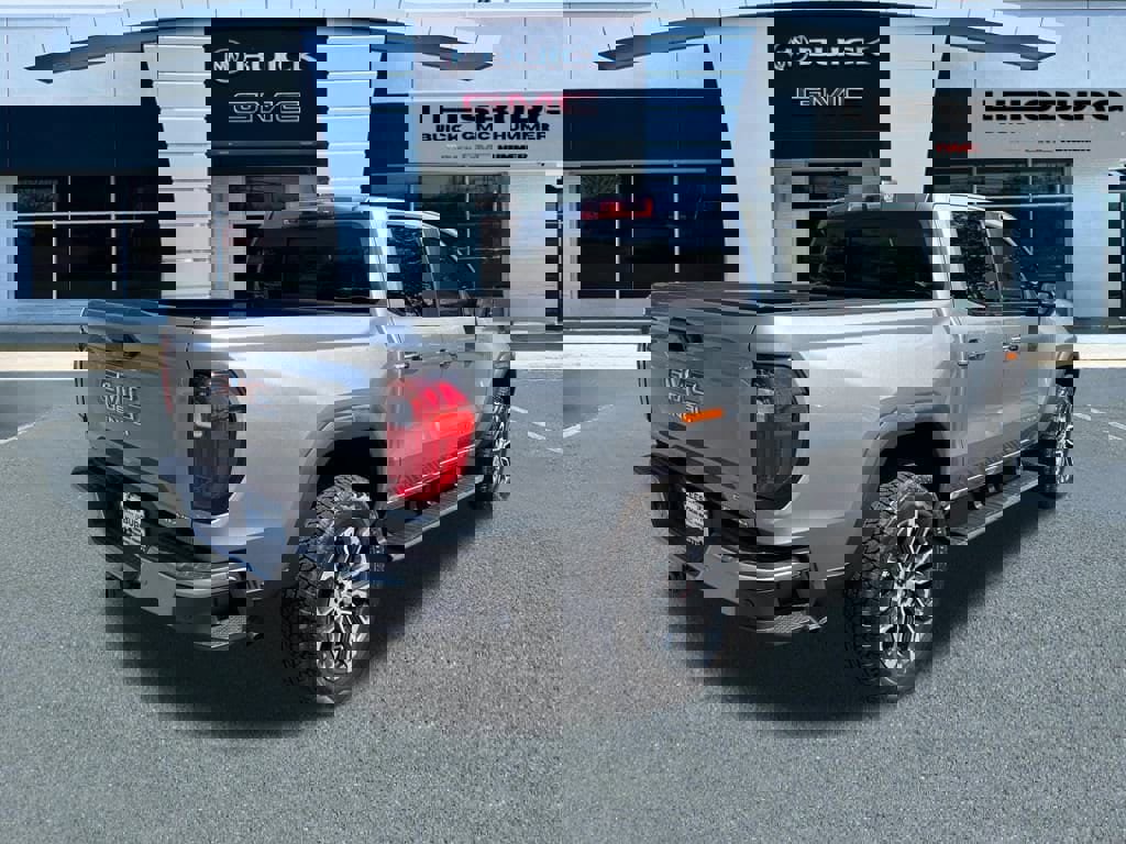 New 2026 GMC Canyon Denali image 7