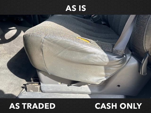 Used 1999 Chevrolet Silverado 1500 2WD Regular Cab w/ Regional Bonus Pkg image 17