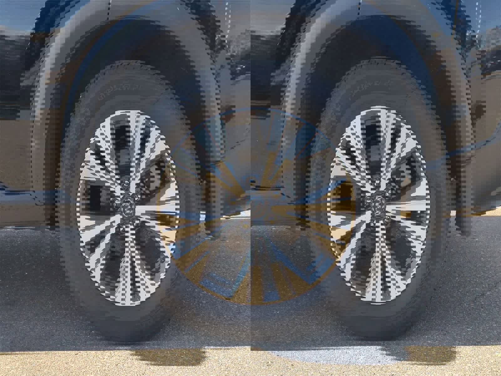 Used 2023 Nissan Rogue SV image 14