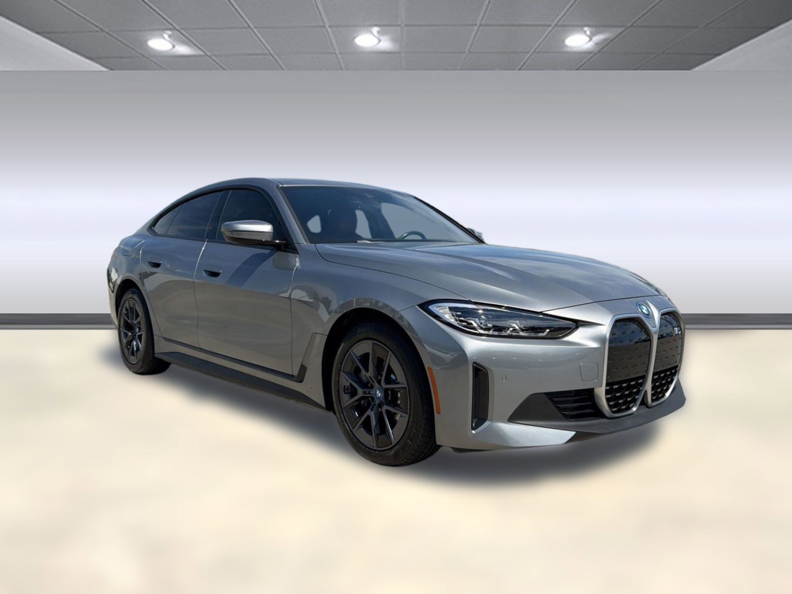 Used 2023 BMW i4 eDrive35 w/ Premium Package RWD image 7