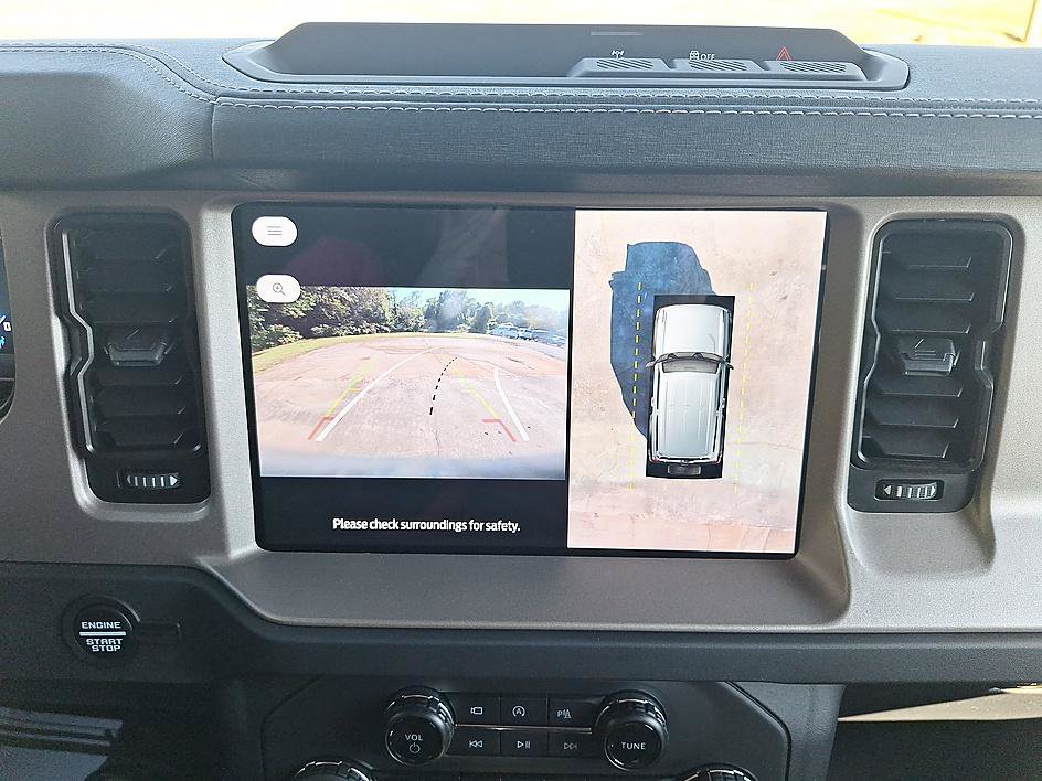 Used 2025 Ford Bronco Outer Banks AWD/4WD image 15